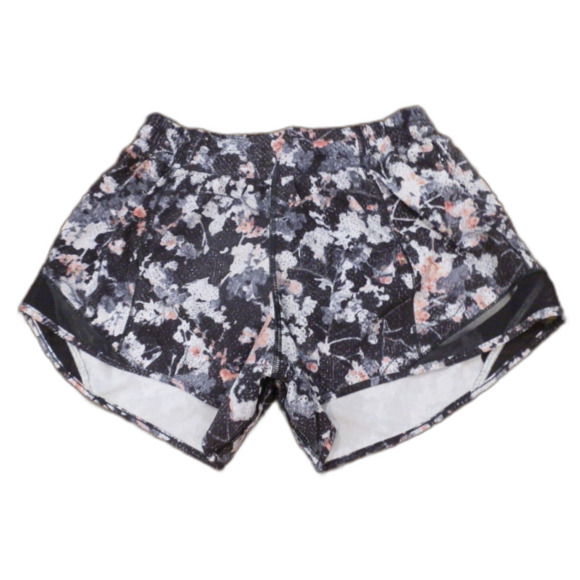 Lululemon Athletica Hotty Hot Women's Shorts Size 6 - Picture 1 of 2